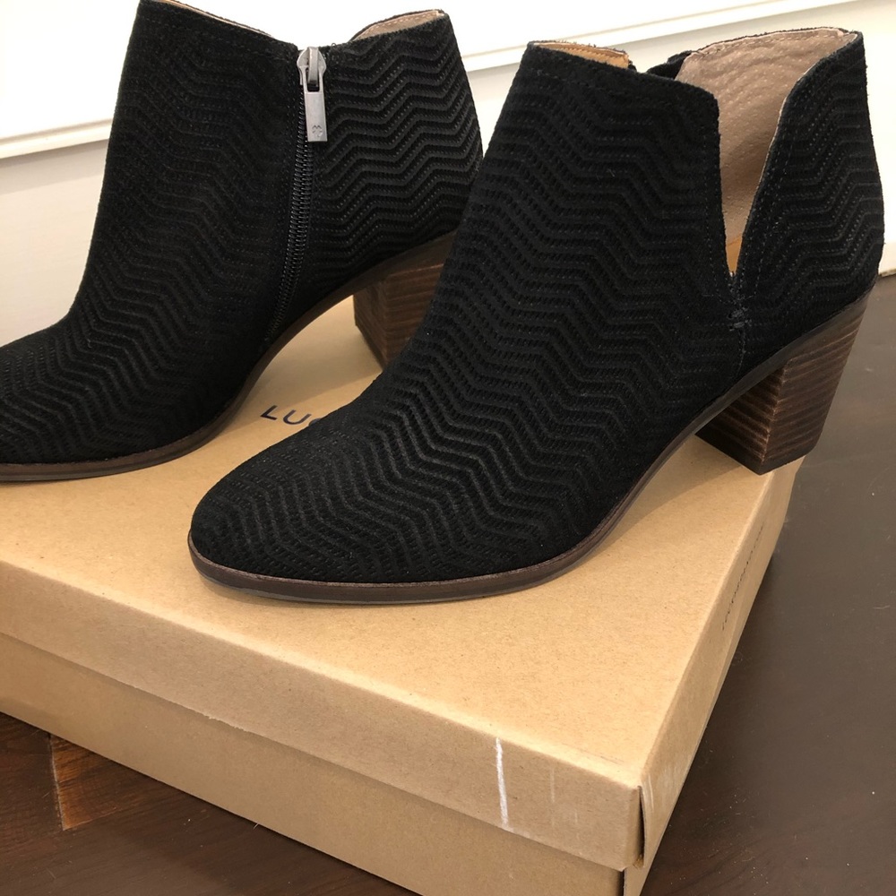 NWT/NIB size 9 LUCKY BRAND Pickla bootie